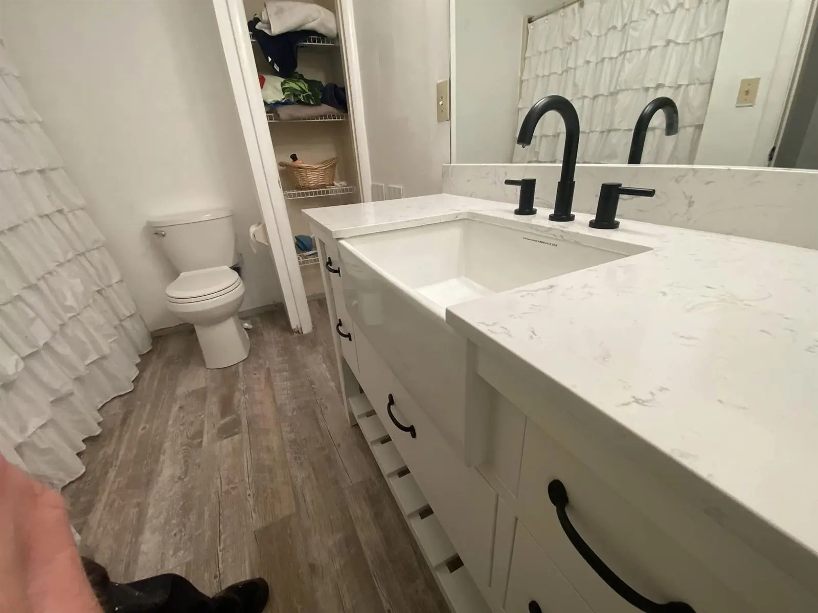 Quartz vanity in Monmouth County NJ