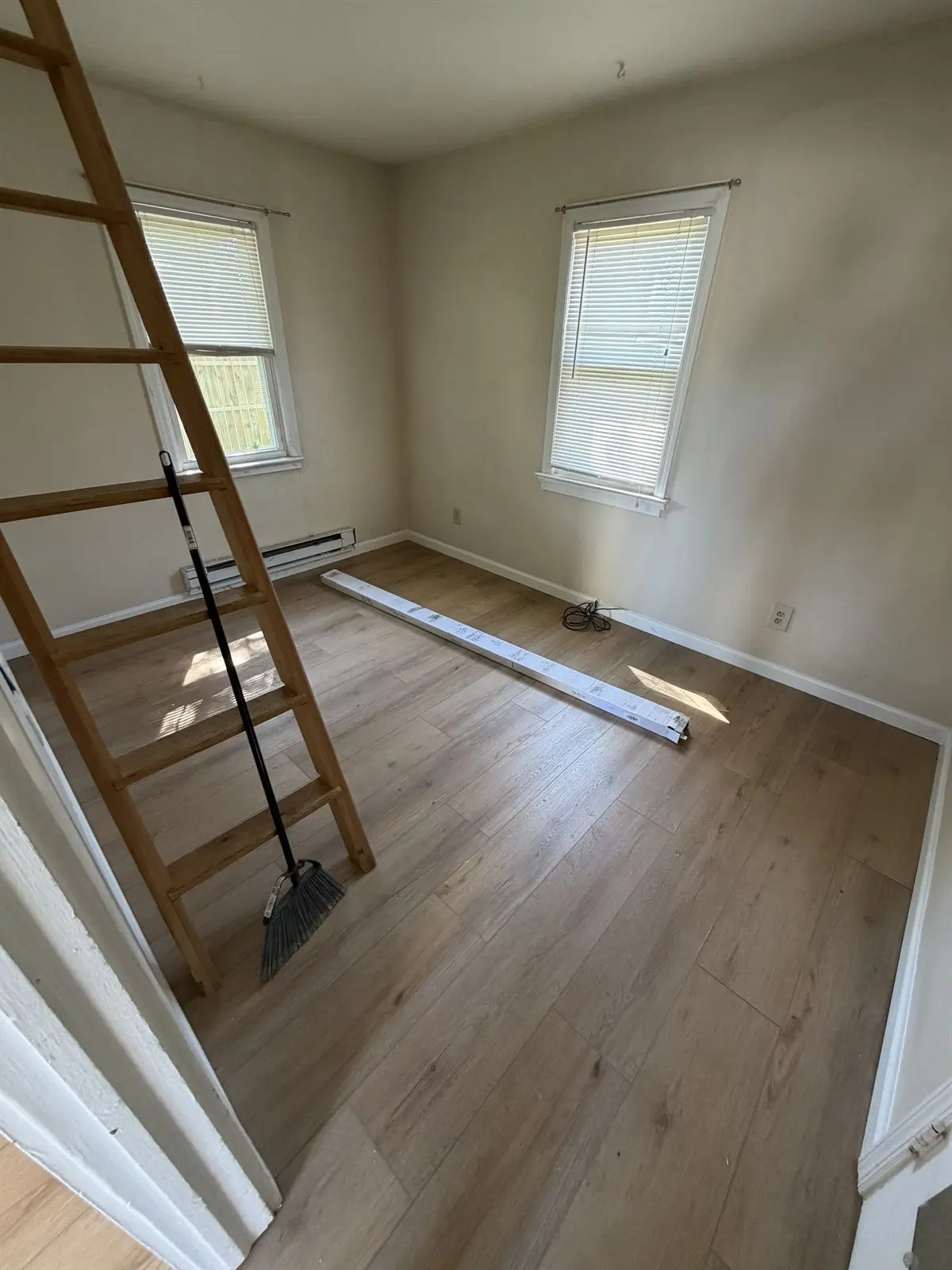 Laminate flooring installation in Monmouth County NJ