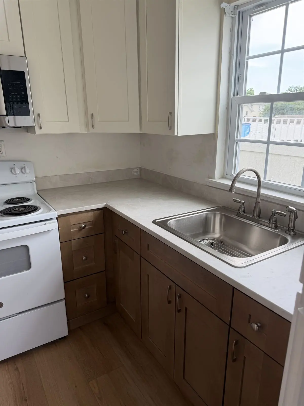 Kitchen base cabinets in Monmouth County NJ